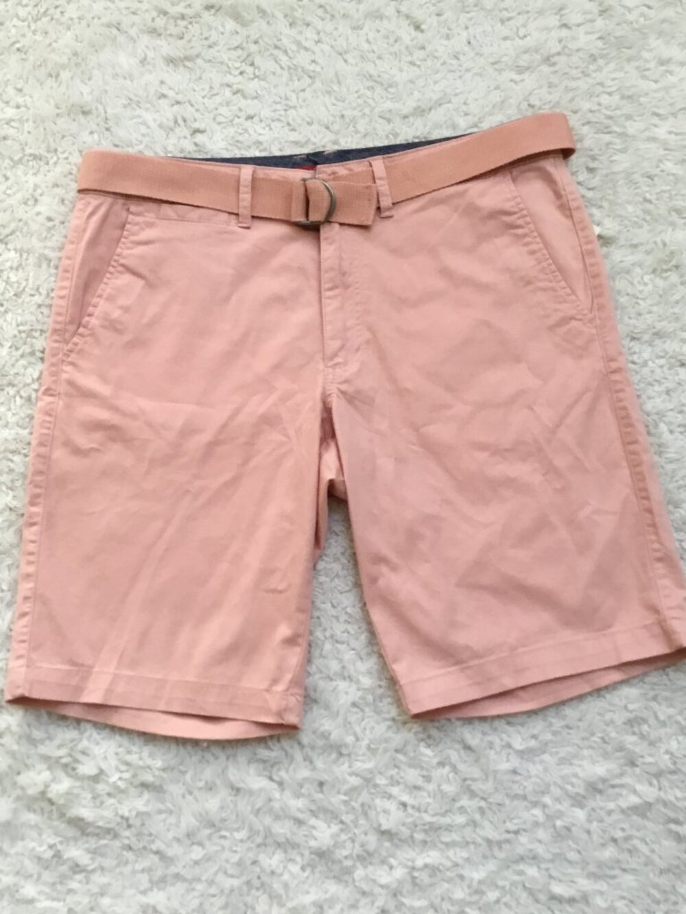 GUESS Men's Classical Shorts Bermuda Belted High Rise Flat Front Coral 34